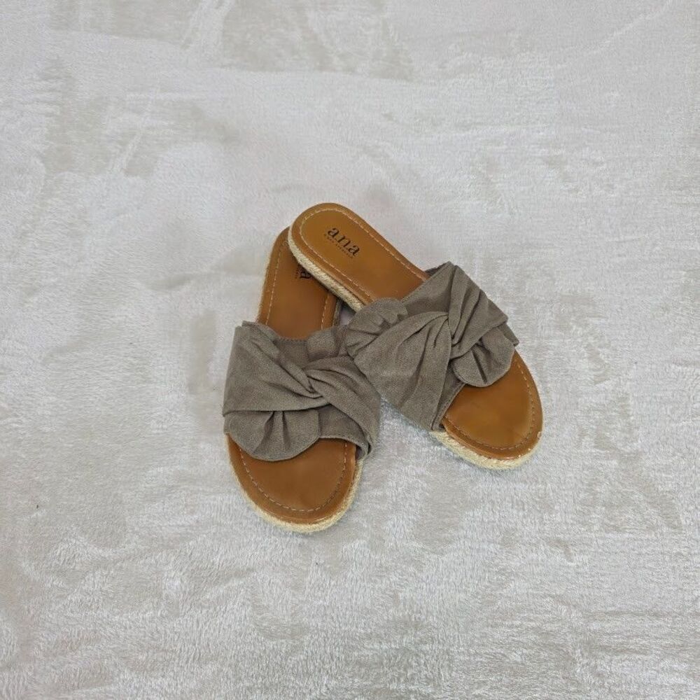 a.n.a Sz 6 Flat Sandals Taupe Fabric Bow Slides Sandals Hemp Rope Accents Flats